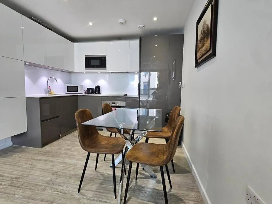 Apartmán Resturday Train Station 2Bedroom Bn17Fle59 Hove Velká Británie